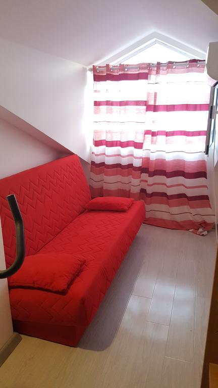 Hibiscus Guest House บุดวา ภายนอก รูปภาพ